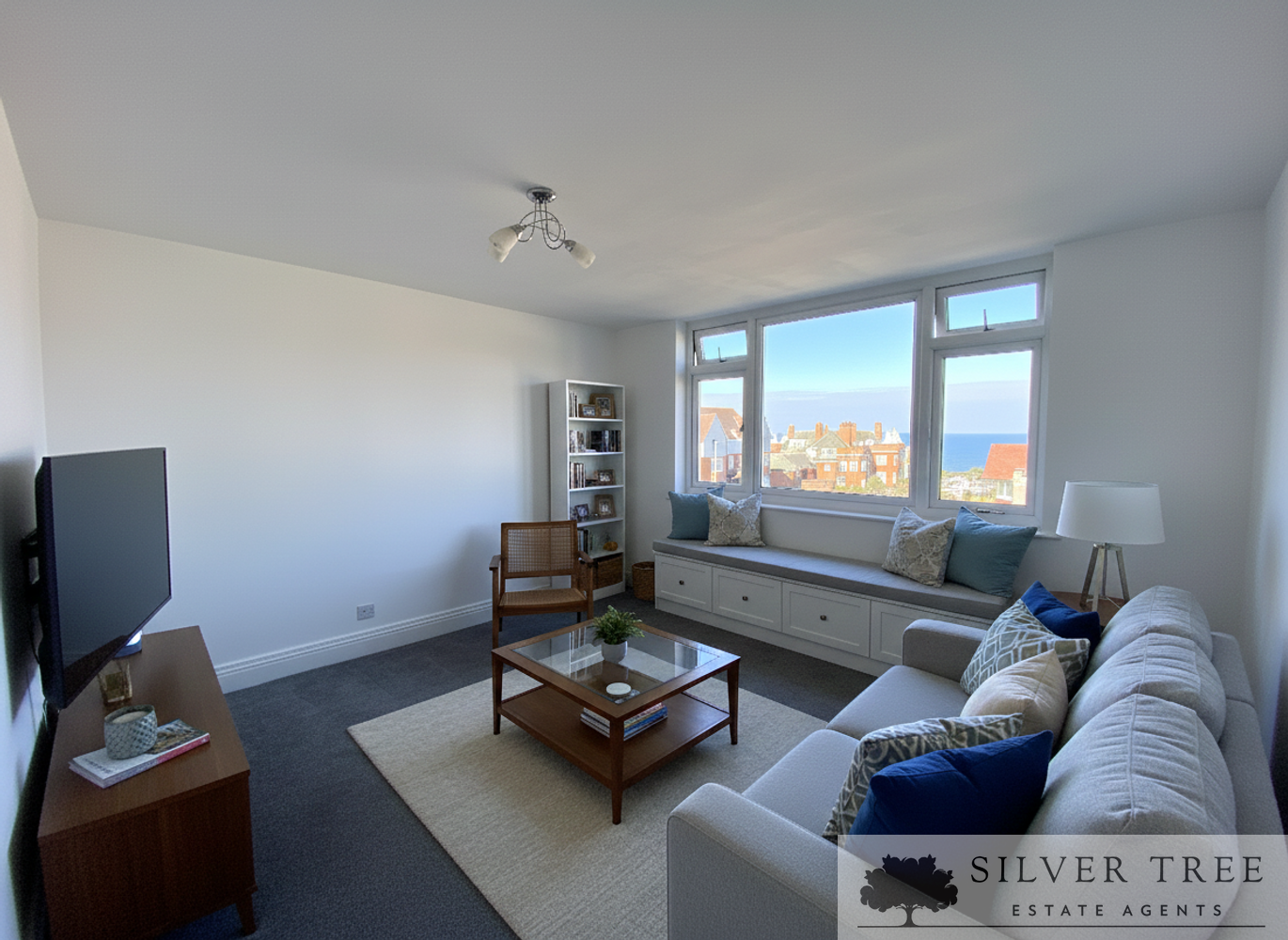1A Holbeck Hill, Scarborough, YO11 2XE